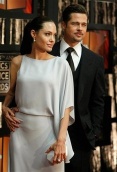 Angelina asegura que no hay ningún tipo de problemas con Brad Pitt
